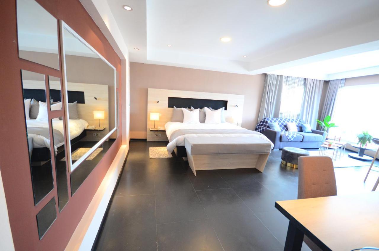 Hotel La Villette Antananarivo Bagian luar foto
